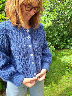 LALOUKNITS Fluff 2