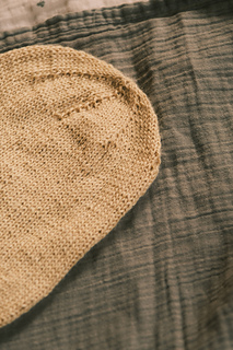 Ravelry: TynnTrilleturLue pattern by Carina Custovic-Mælen