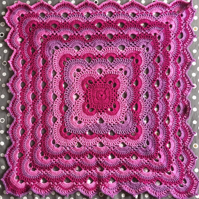 Ravelry knittinghoneybee's Virus Blanket