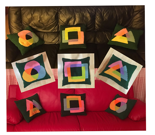 Ravelry KGeometry 3 Pillows with Different Venn Diagrams pattern by