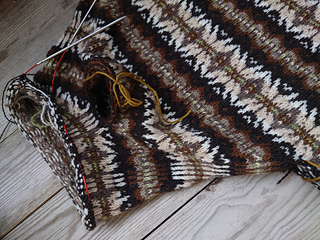 Front neck and armhole steeks