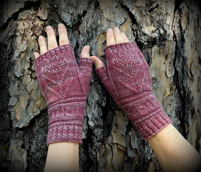 Knit One, Purl Too Mitts