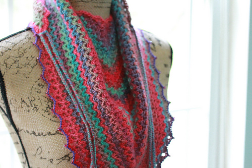 V-eekender Scarf/Shawlette photo 1