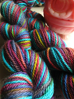 2DI4 Yarn Duo