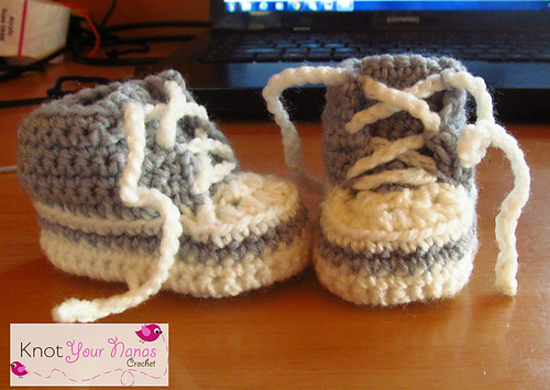 Newborn High Tops (converse) photo 1