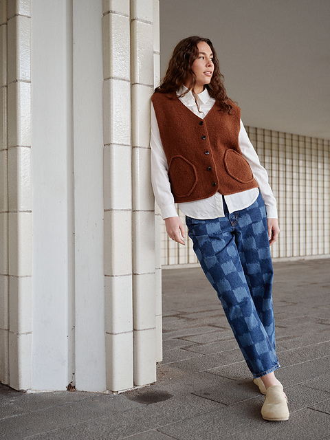 Ravelry: Gilly pattern by Anne-Michelle Phelan