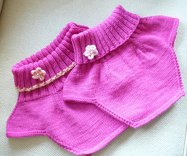 Ravelry: Simple Neck Warmer pattern by 