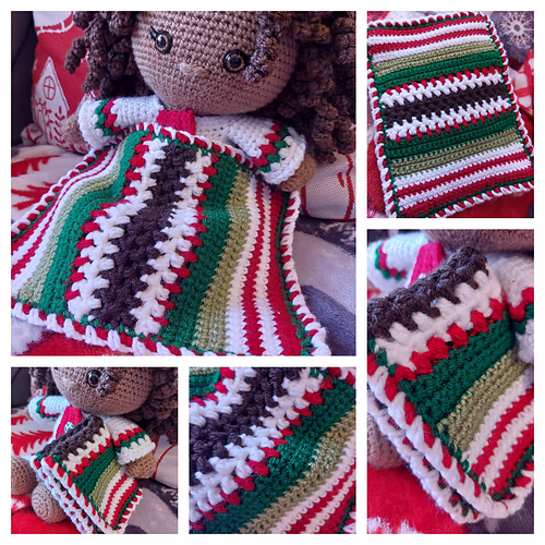 Weebee Dolls - Miniature Christmas Blanket