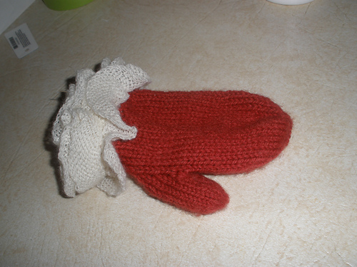 Sophie's Ruffled Mittens