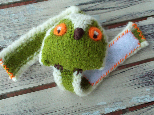 Felted Owl Pincushion Wristband photo 1