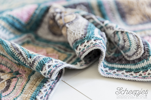 Zig-Zag Blanket Border photo 2
