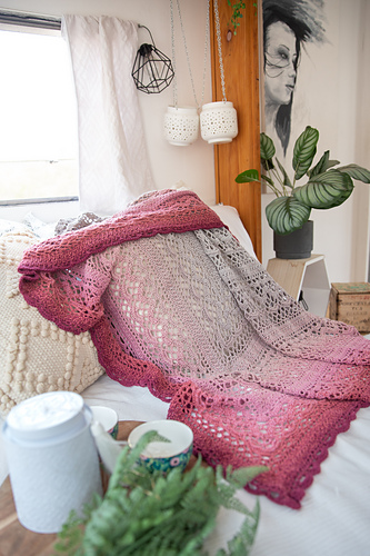 Klaziena Shawl photo 6