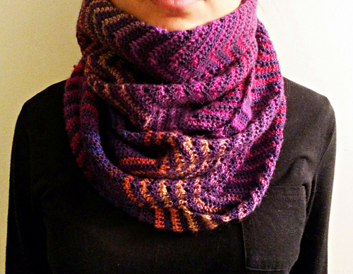 Vertical Golden Gate Waves Cowl photo 5