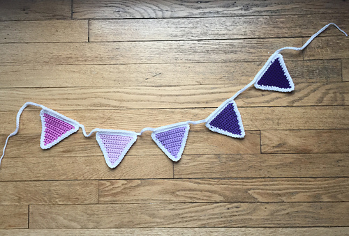 Easy Triangle Bunting #002 photo 1
