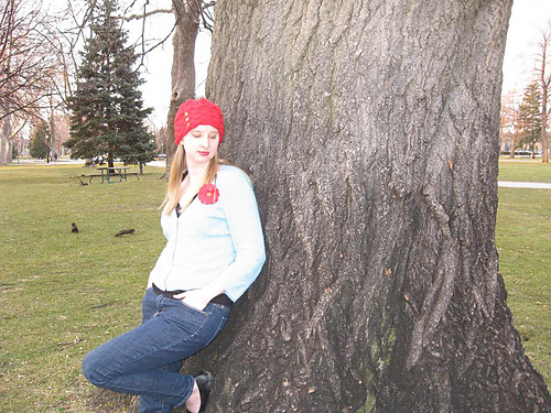Braided Cable Buttoned Hat photo 3