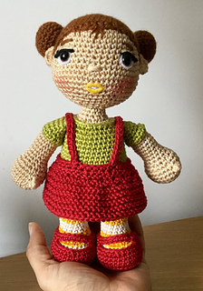 Knitted skirt pattern included!