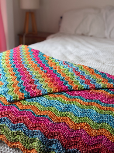 Groovy Waves Blanket - Annaliese Mansfield