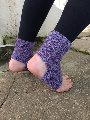 Spiraling Leaves Yoga Socks photo 2