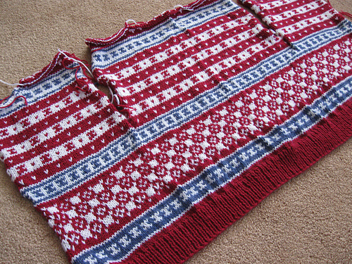 47-9 Child's cardigan with borders, hat, and socks photo 3