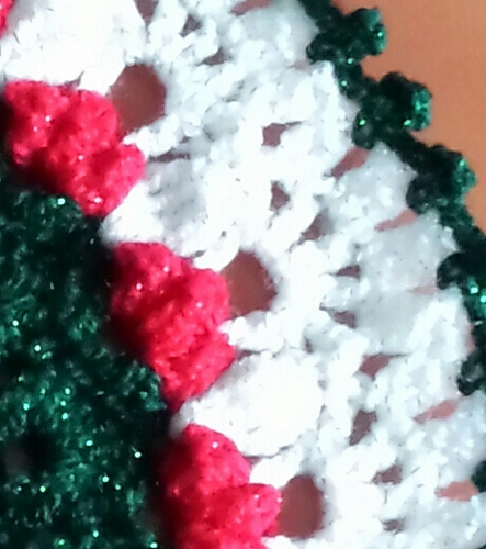 Berry Christmas Doily photo 3