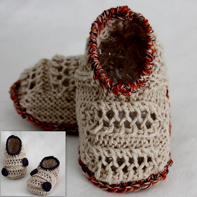 Ravelry Beige Baby Slippers pattern by Julia Noskova