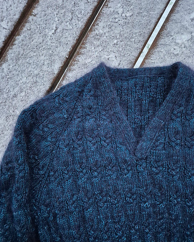 Oh My! Genser - bylodduliknits