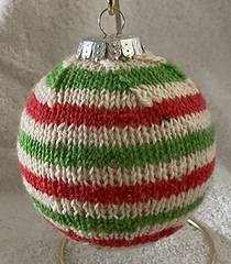 Ornament cover in self striping yarn