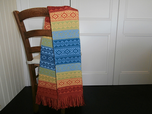 Rainbow scarf & hat photo 3