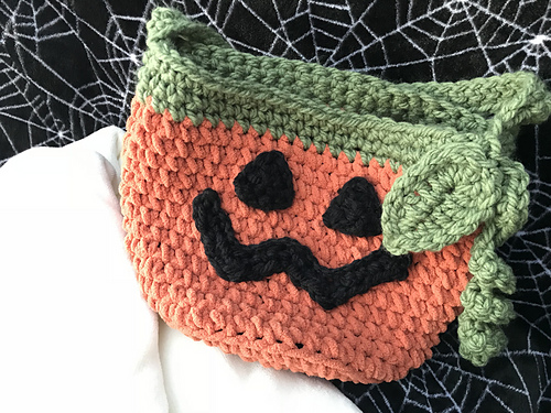 Jack-O-Lantern Treat Basket photo 1