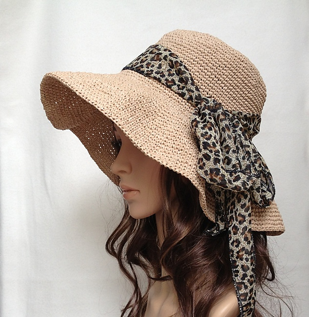 Raffia Hat H450 pattern by Shirley Zhu