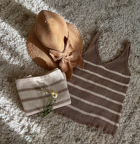 Ravelry: Two Evenings Top pattern by loveknit.nl