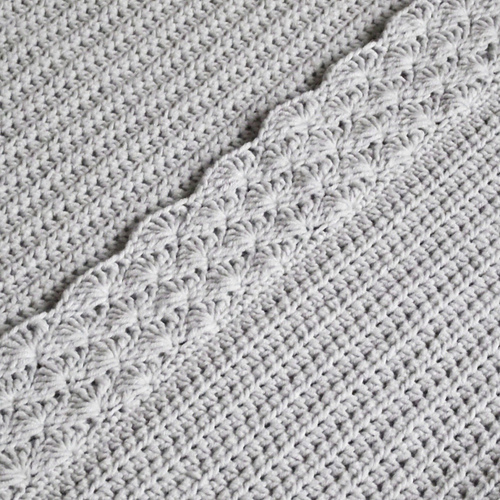 Ravelry One Skein Grey Baby Blanket pattern by Viktorija Dineikiene