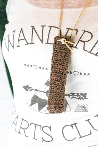 Hook Pouch Necklace photo 1