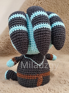 Thresh from League of Legends, crochet toy made by amigurumi technique. Used dark grey, turqoise and brown yarn. Back side.