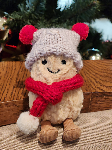 Basic Scarf & Beanie for Jellycat Peanut bag charm photo 5