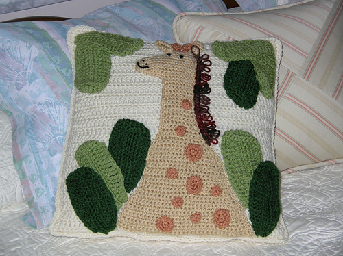 Ravelry: Giraffe Pillow pattern by Michele Wilcox
