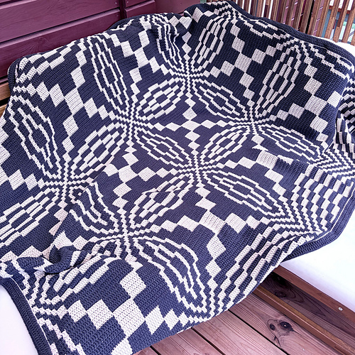 Mosaic Blanket Blooming