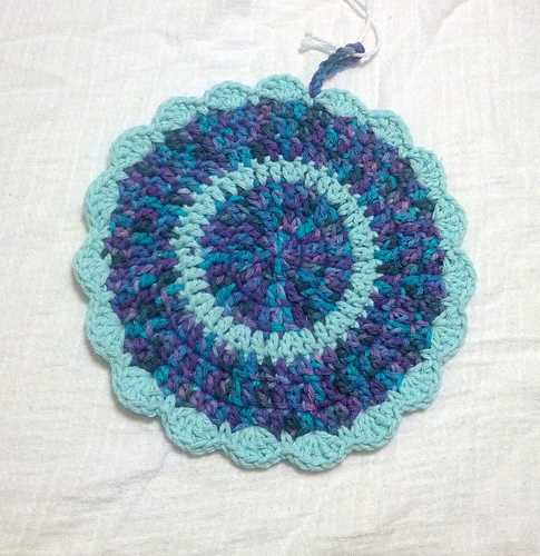 Pretty Easy Circle Dishcloth photo 2