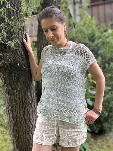 Azalee Pullover & Shirt photo 6