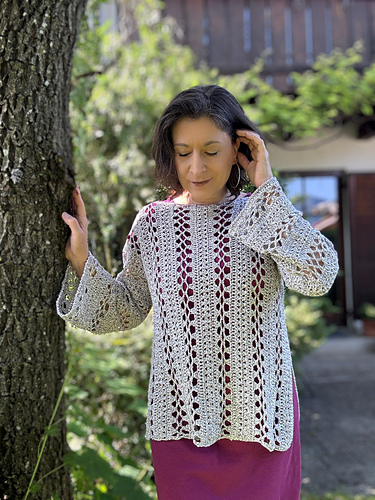 Azalee Pullover & Shirt photo 2