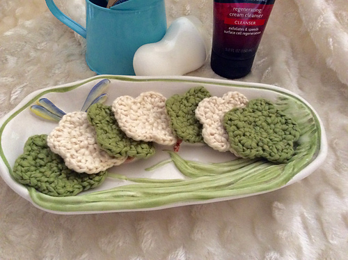 Organic Cotton Cosmetic Pads photo 1