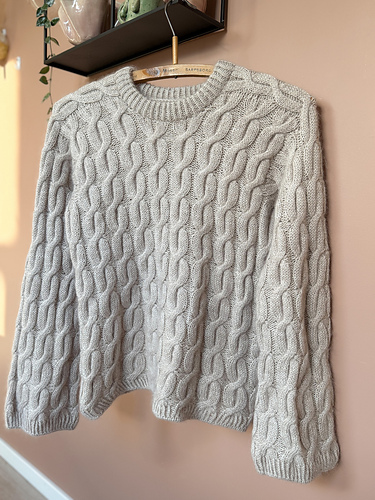 Lydiara sweater