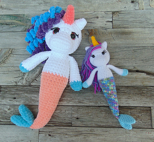 Liten Low Sew Mermacorn - Melanie Mullally