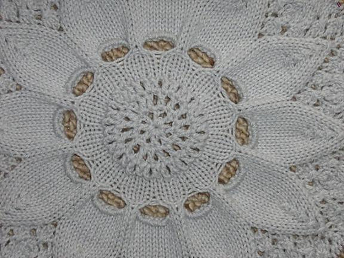Modified Extended Hemlock Ring Tablecloth photo 7
