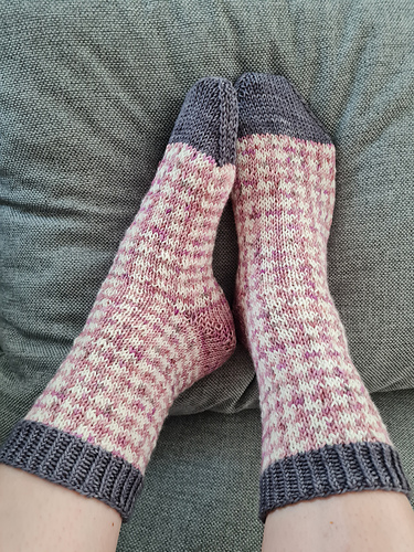Ravelry: Saima & Luise pattern by Daniela Mühlbauer