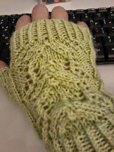 Janus Mittens & Hat photo 1
