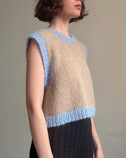 Size S, cropped.
mc: 3040
cc:6003