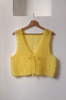 Size: S
Yarn: Ballerina Chunky Mohair 9004
