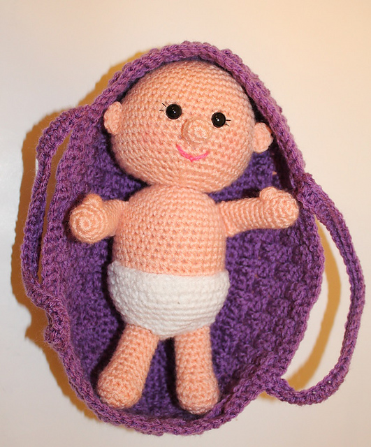 Ravelry Baby in Basket with Blanket Amigurumi pattern by Mary Smith