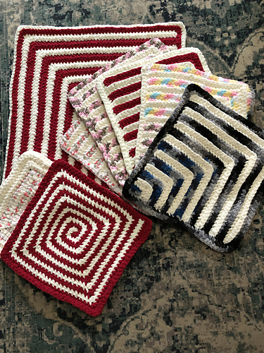 Mitered Square Pet Blanket photo 10